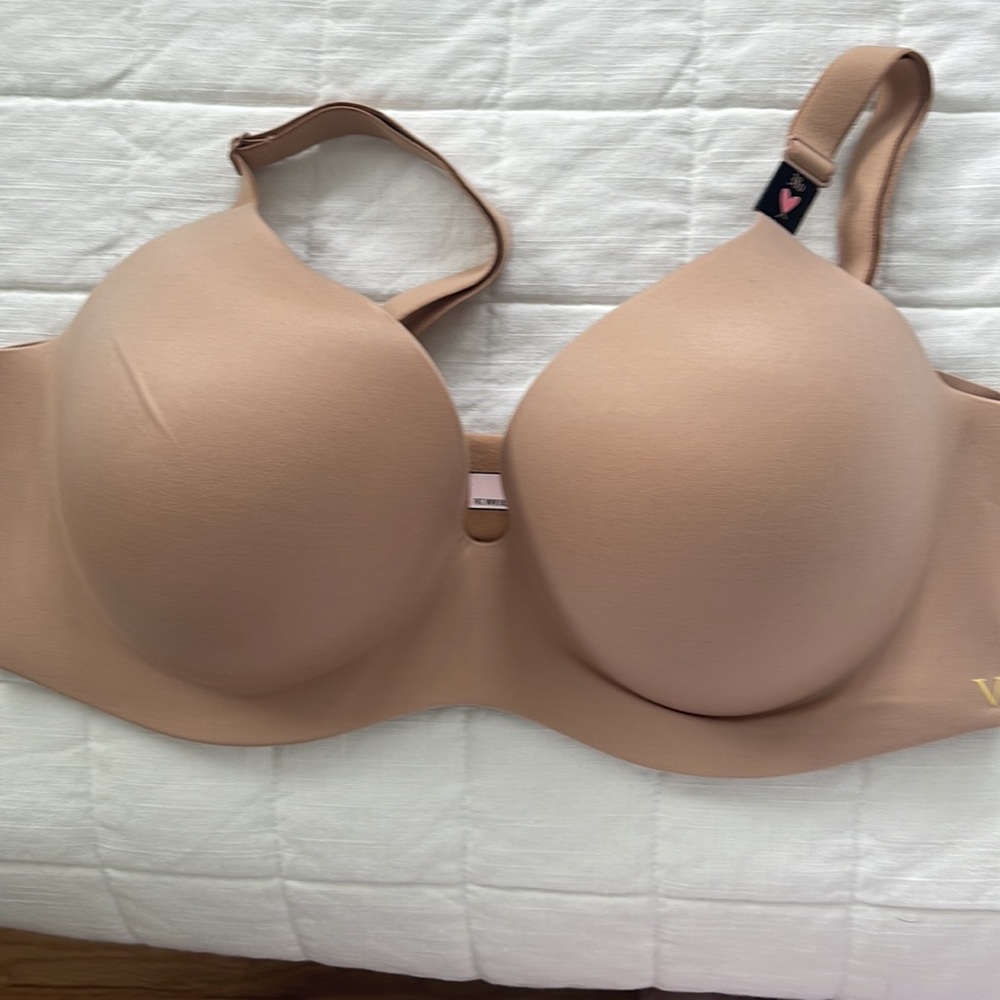 Victoria Secret Performance Flex Bra - Picture 4 of 4